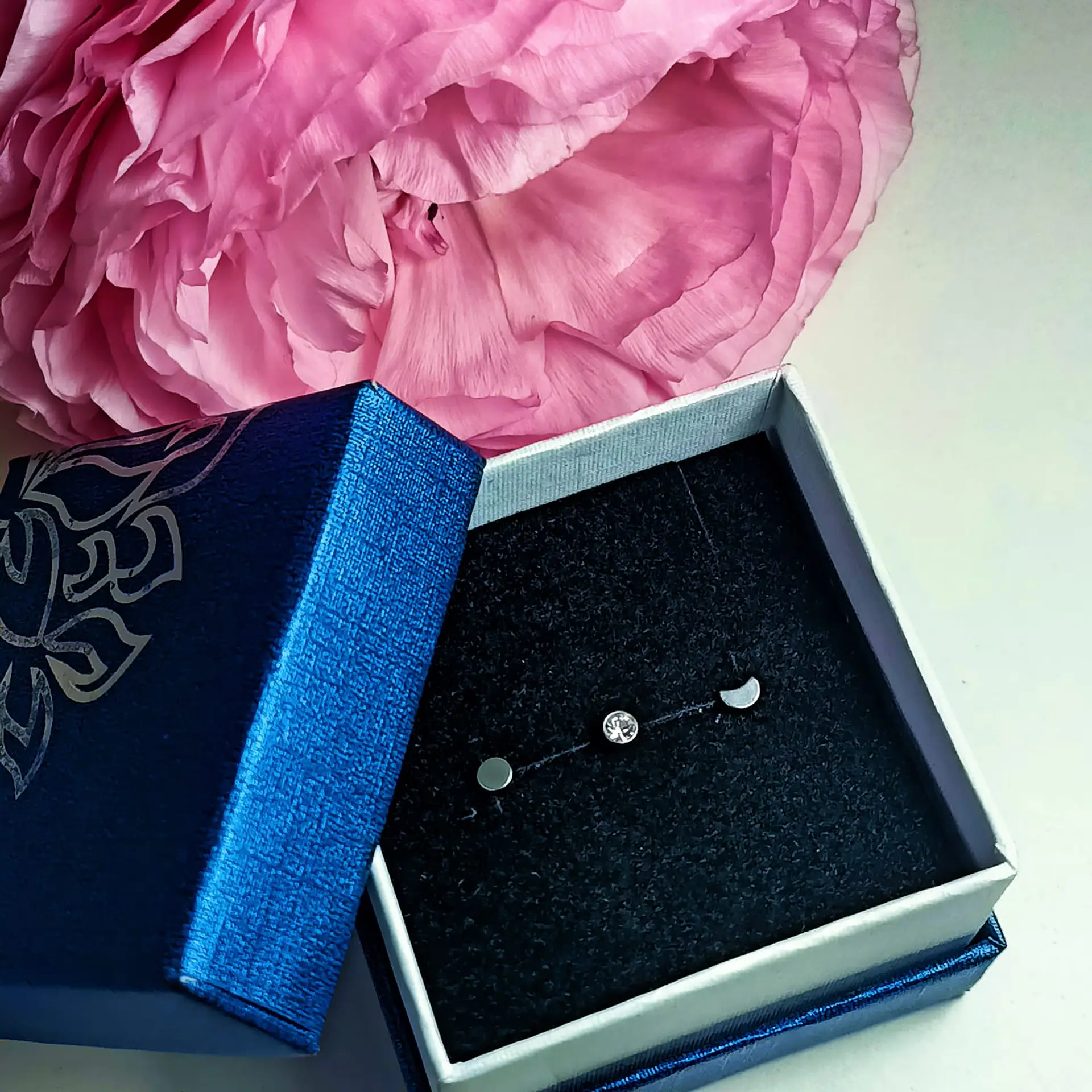 Set Piercing Modelo Fase Lunar Acero Quirúrgico Nostril Labret Luna Punto Luz 2