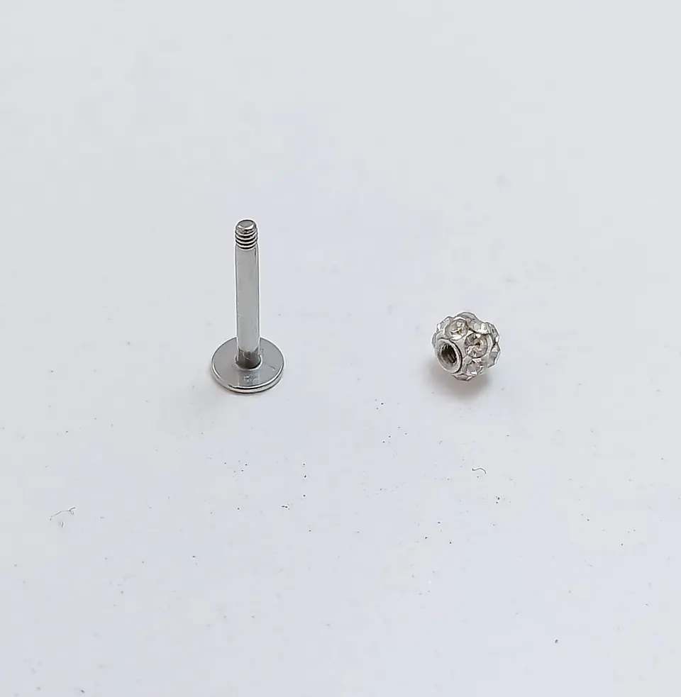 Set Piercing Modelo Kitty kpop Acero Quirúrgico Nostril Labret Cono Perla Pack 11