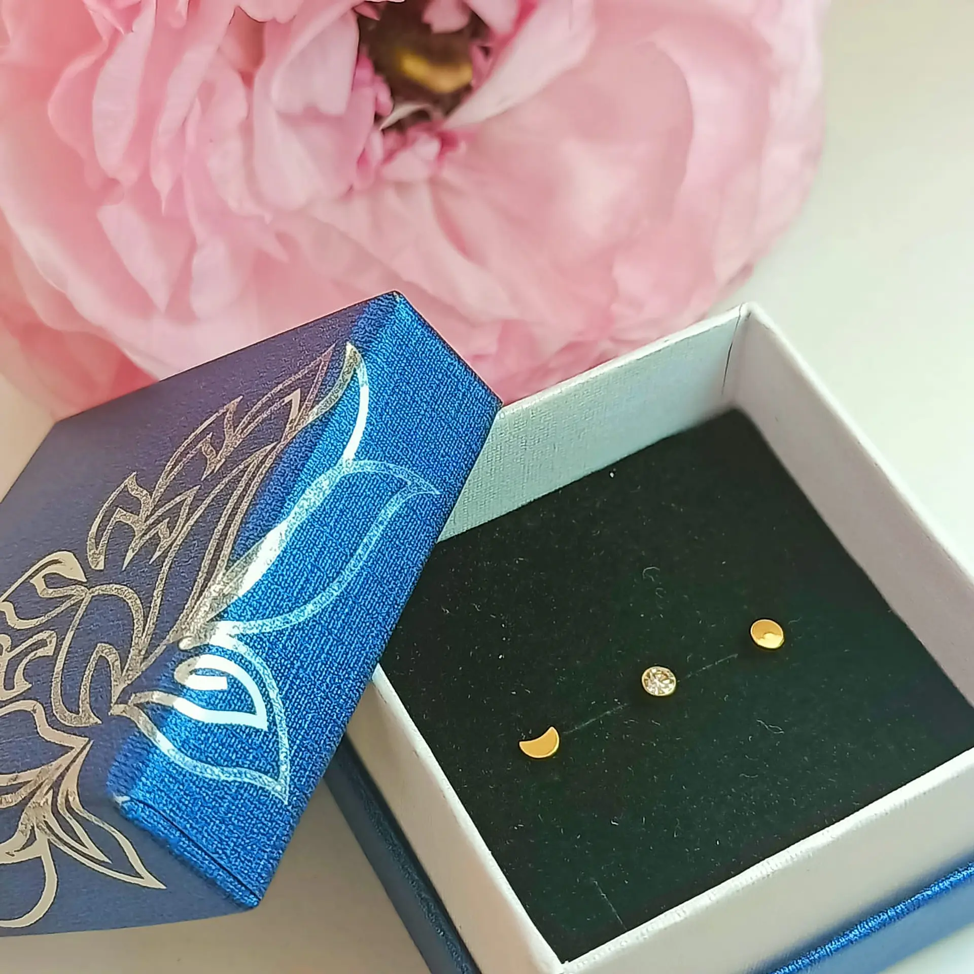 Set Piercing Chapado En Oro 18k Nostril Labret Set Luna Pack 6