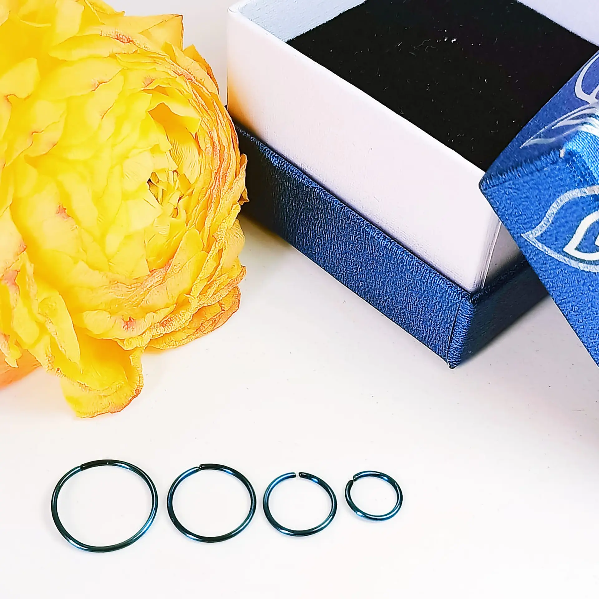 Set 4 Piercing ideal septum Distintos colores Aros Nostril Daith Tragus Helix Pack Punk 4