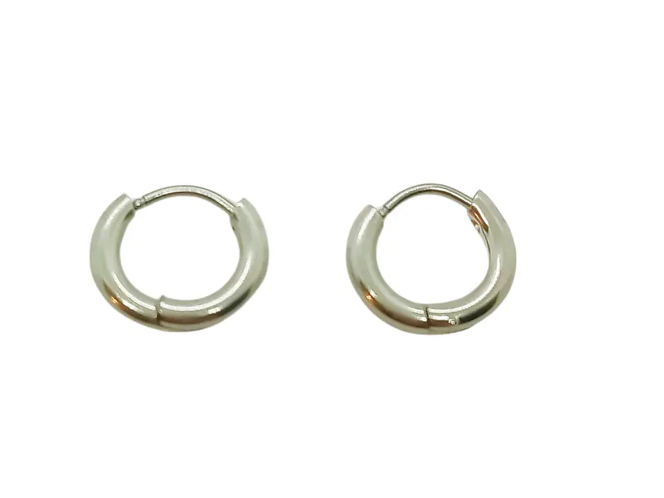 Argollas Huggies hipoalergénico 13mm plateadas 1