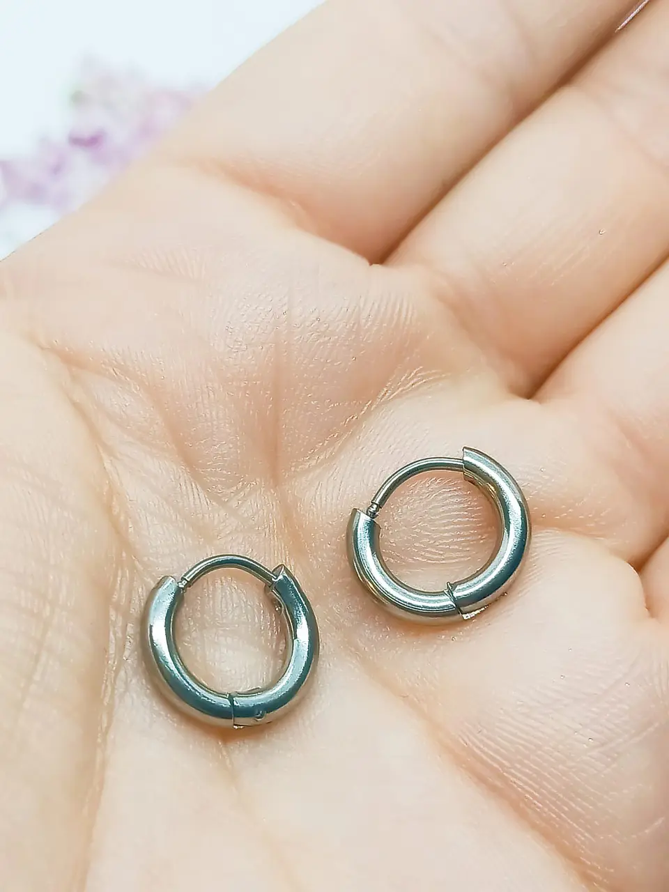 Argollas Huggies hipoalergénico 13mm plateadas 5