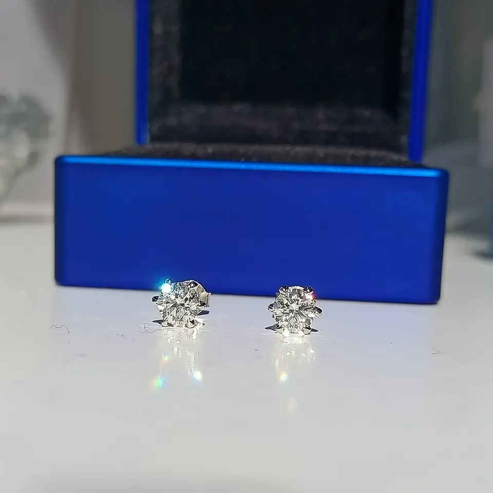 Aros Punto plata 925 Luz Piedra Gema Moissanita 12