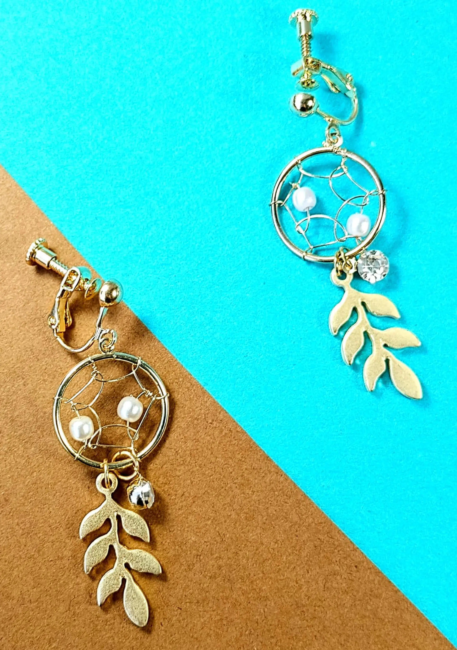 Pendientes sin perforaciones atrapasueños perla zirconia 5