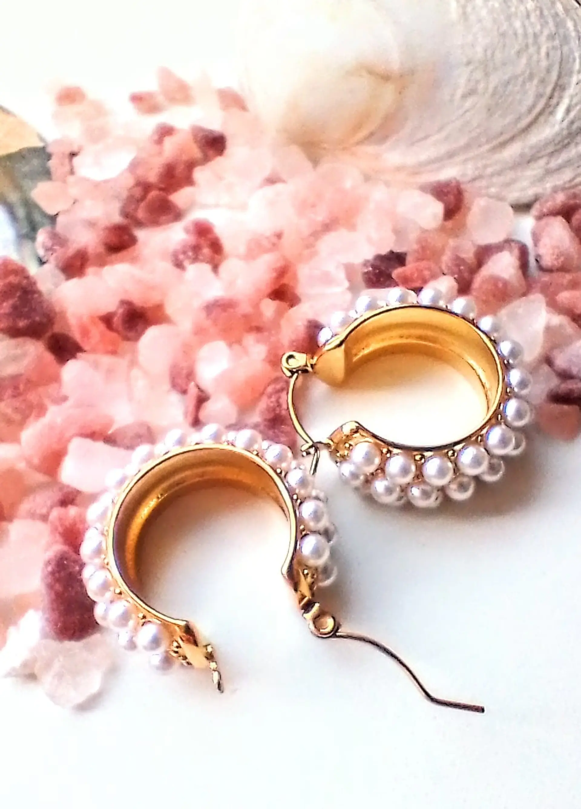 Argollas bote con perlas chapadas en oro 18k  5