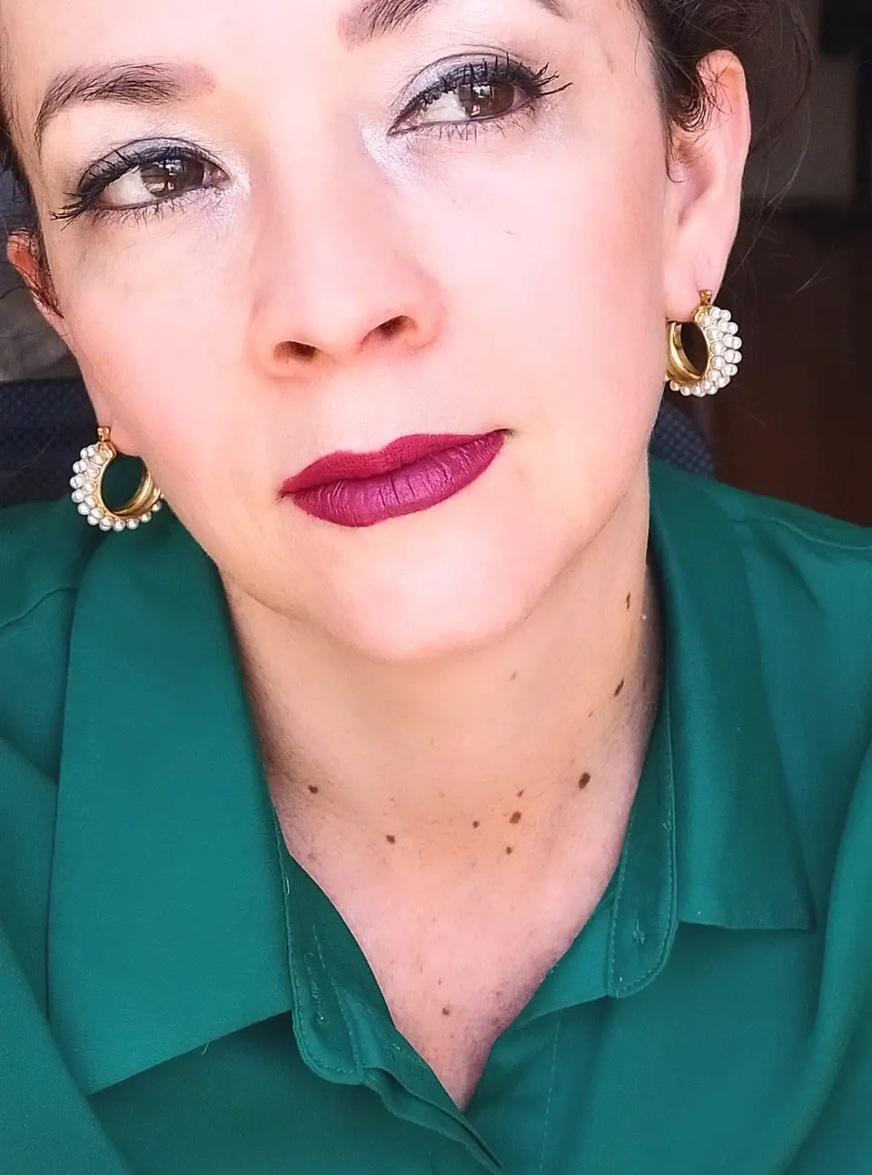 Argollas bote con perlas chapadas en oro 18k  3