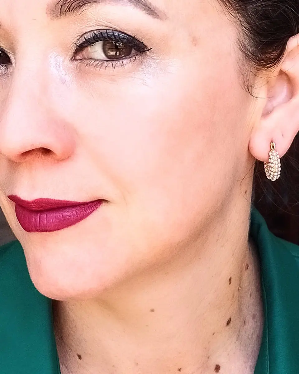 Argollas bote chicas con perlas chapadas en oro 18k 4