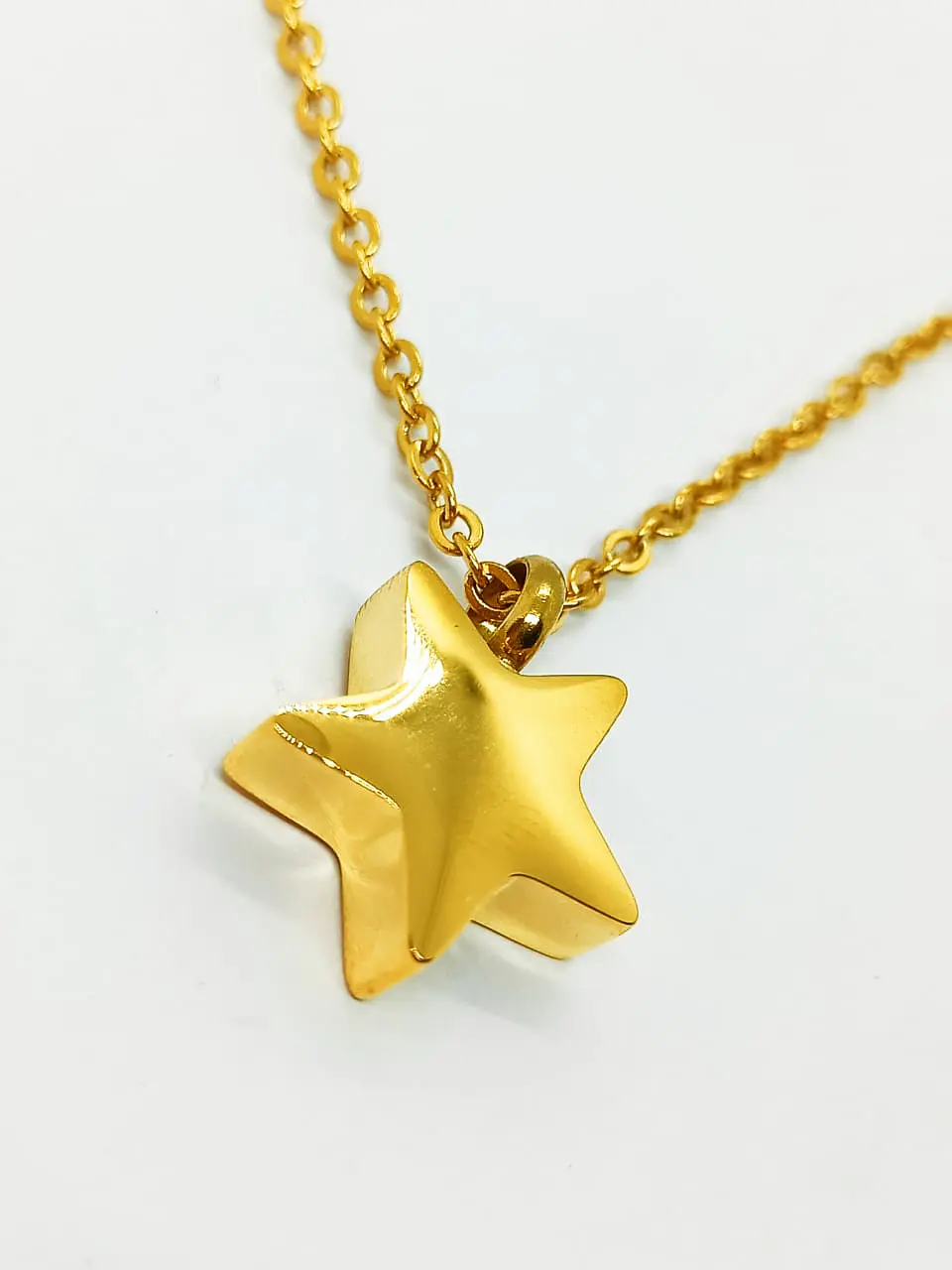 Cadena Colgante Urna Cremacion Estrella chapado en oro 18k con set para verter las cenizas 6