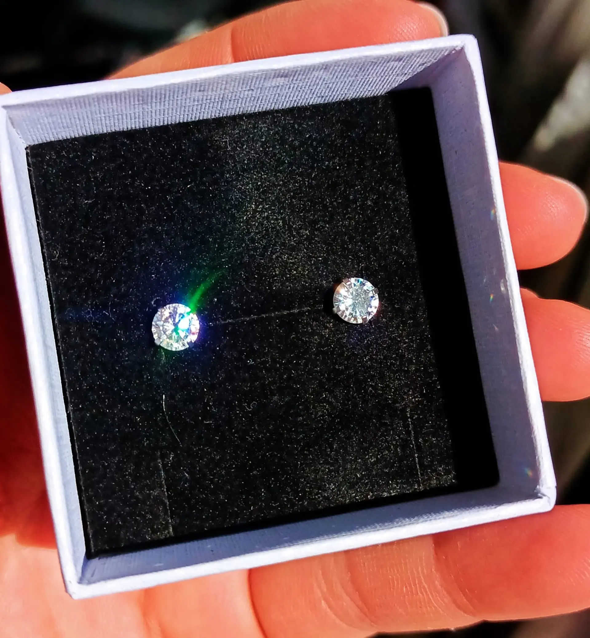 Aros puntos de luz Hipoalergénicos Distintas figuras Zirconia Blanco 5mm 3