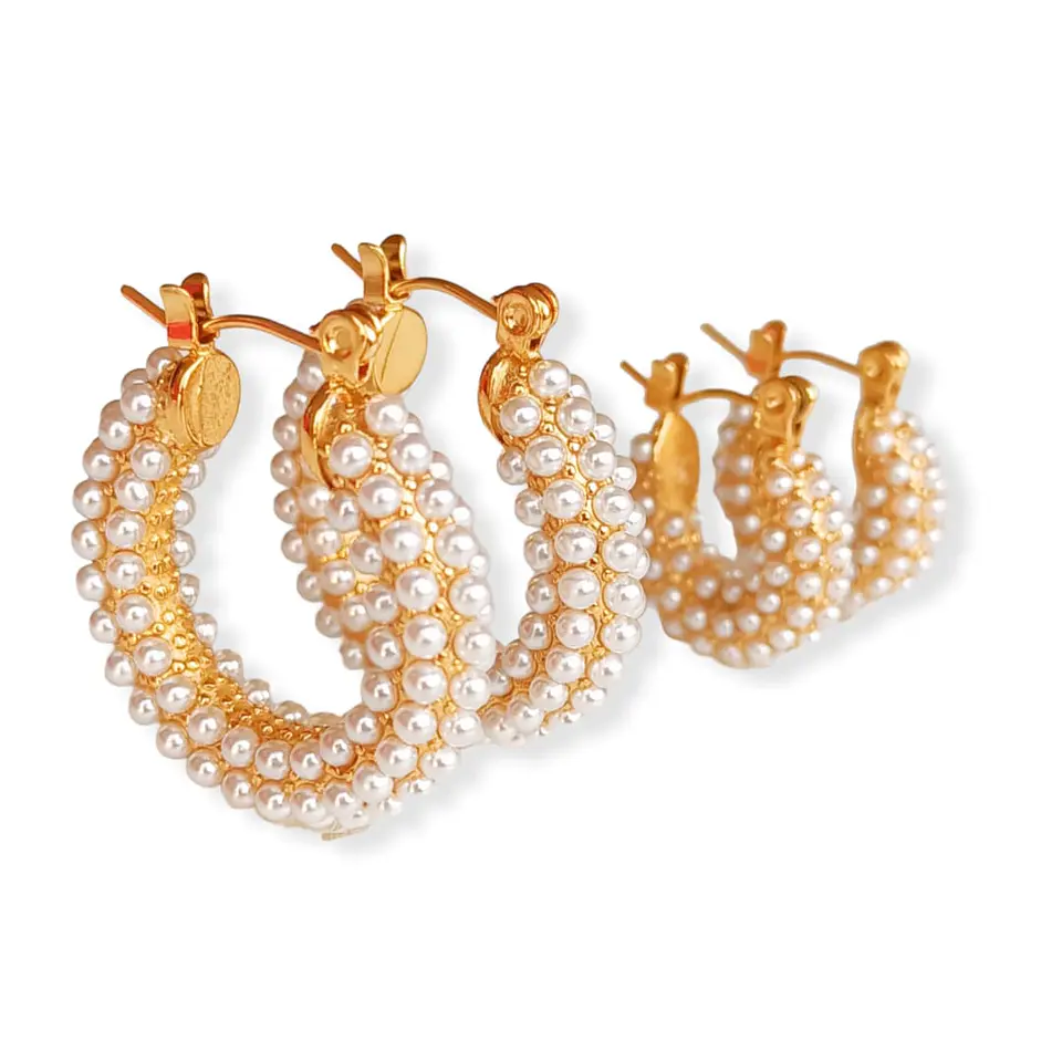 Aros Bote Perla Huggie Chapada En Oro 18k Pack Madre Hija 7