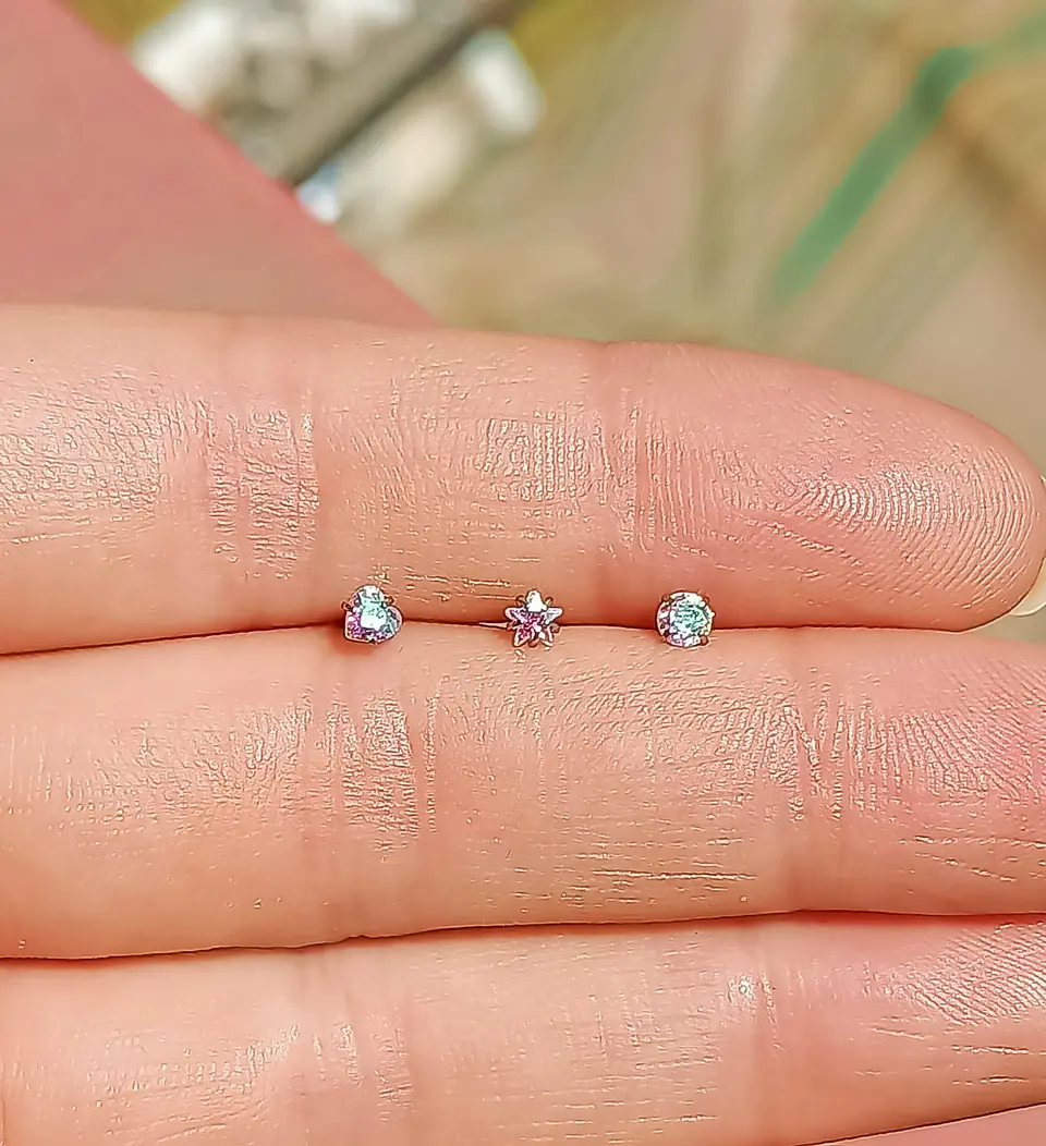 Pack Piercing Acero Quirúrgico Nariz set Zirconia Tornasol forma L 6