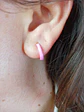 Argollas Huggies Sakura chapadas en oro 18K Rosa chicle - Miniatura 7
