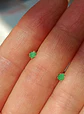 Aros abridores de tuerca en plata fina ley S925 con Esmeralda natural genuina 3mm - Miniatura 5