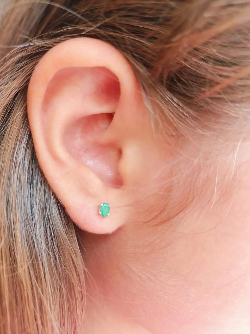 Aros abridores de tuerca en plata fina ley S925 con Esmeralda natural genuina 3mm 7