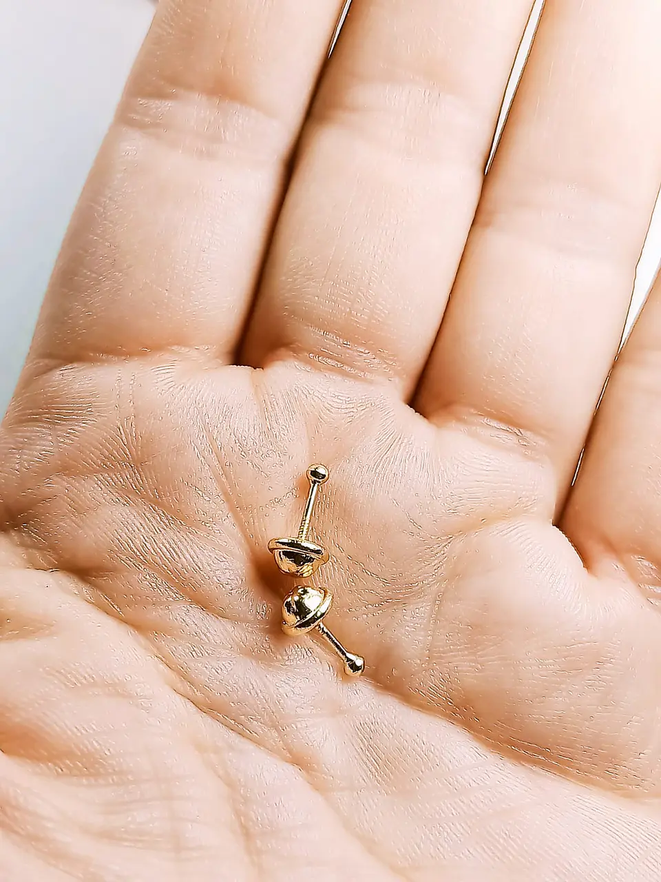 Aros punto esfera tuerca oro solido 18k tapa seguridad  8