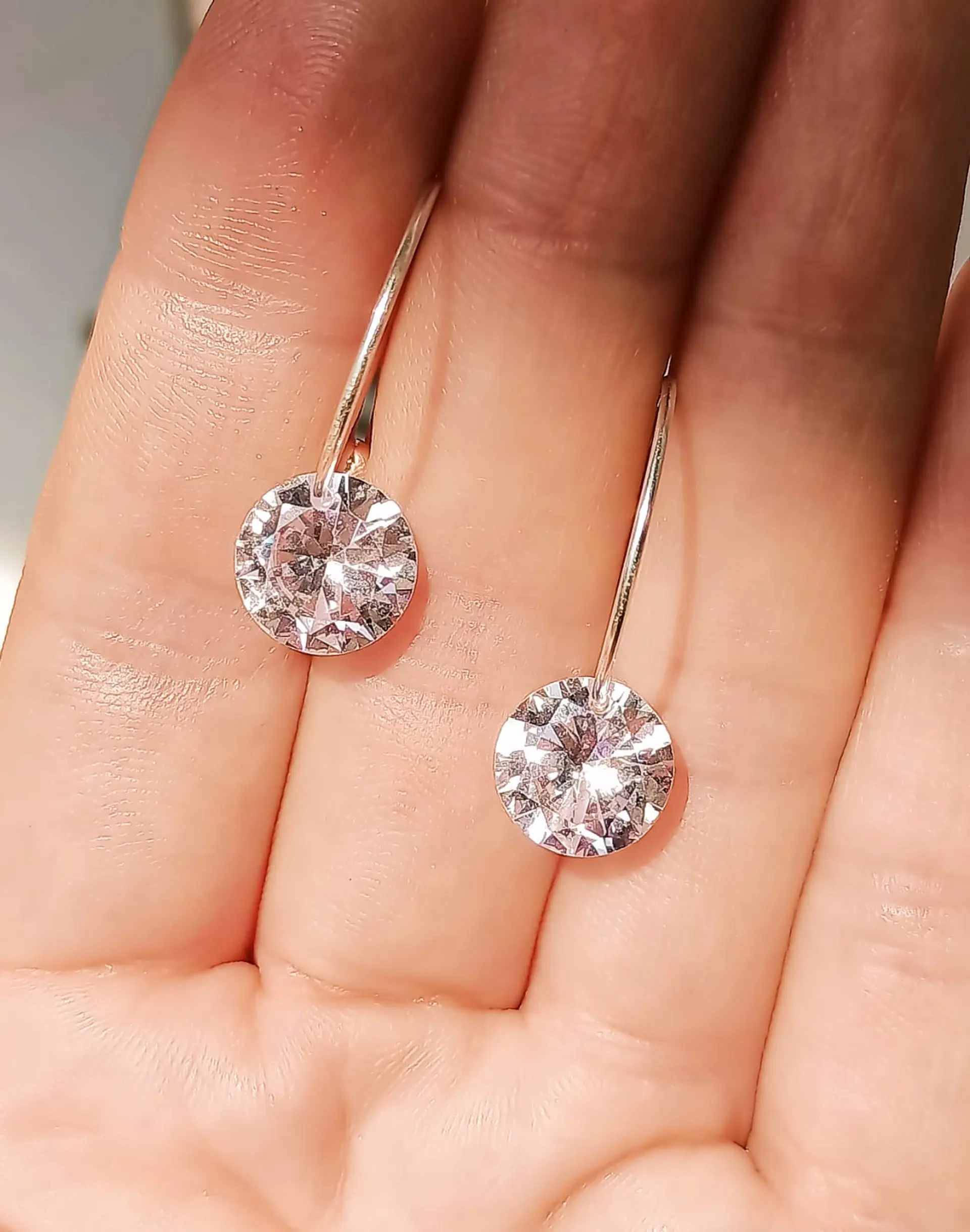 Argollas Punto De Luz Hoop Plata Fina ley S925 Zirconia 10mm 5