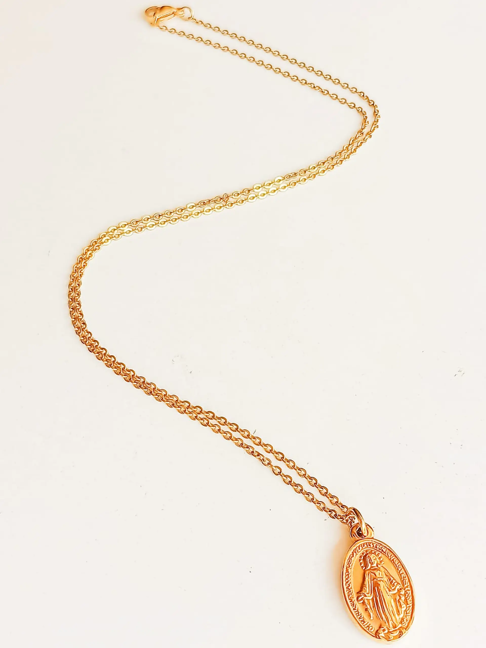 Colgante Virgen Milagrosa Maria De Los Rayos Chapada Oro 18k 5