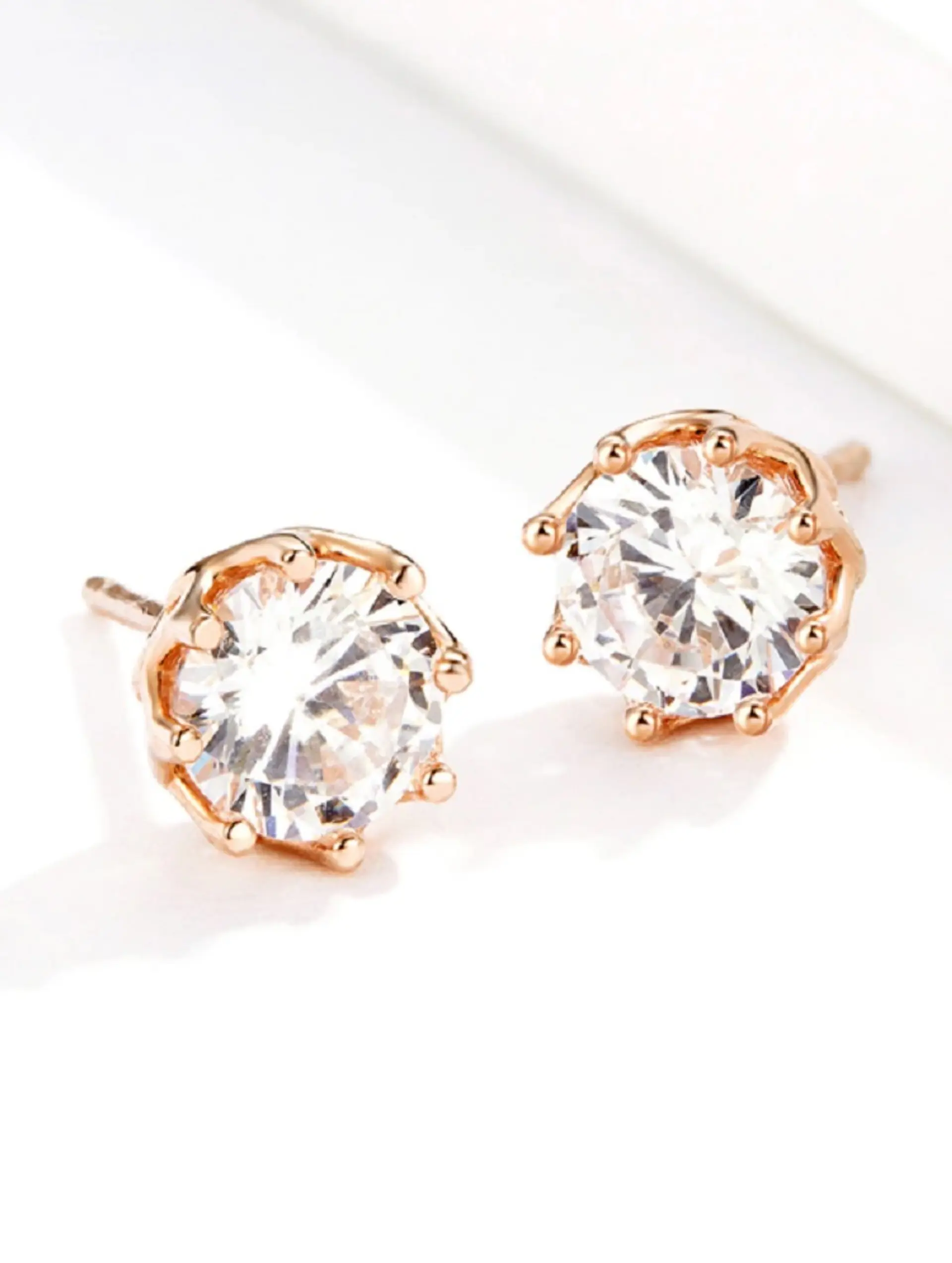 Aros Puntos de Luz Plata fina ley S925 baño de oro rosa 18k 3