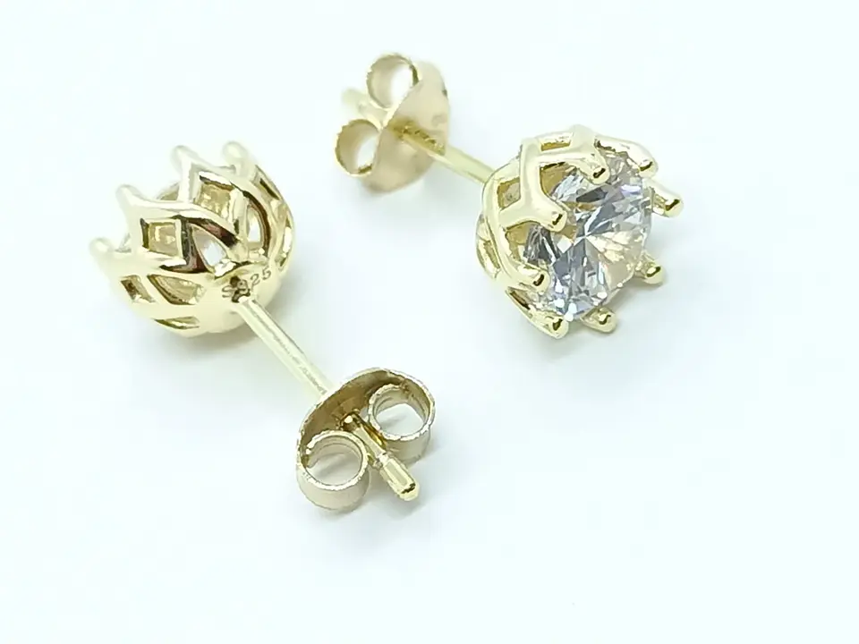 Aros Puntos de Luz Plata fina ley S925 baño de oro 18k 6