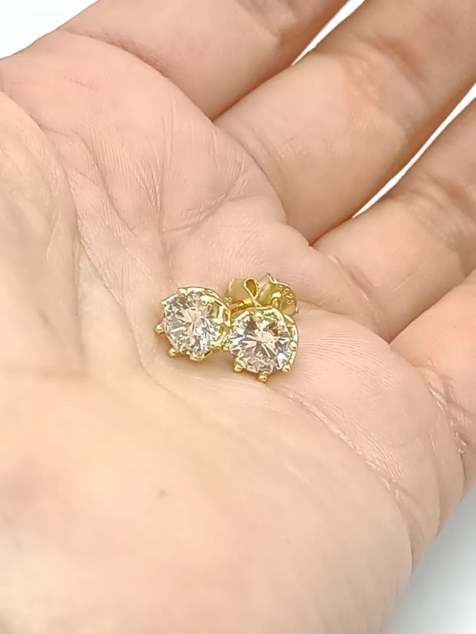 Aros Puntos de Luz Plata fina ley S925 baño de oro 18k 9