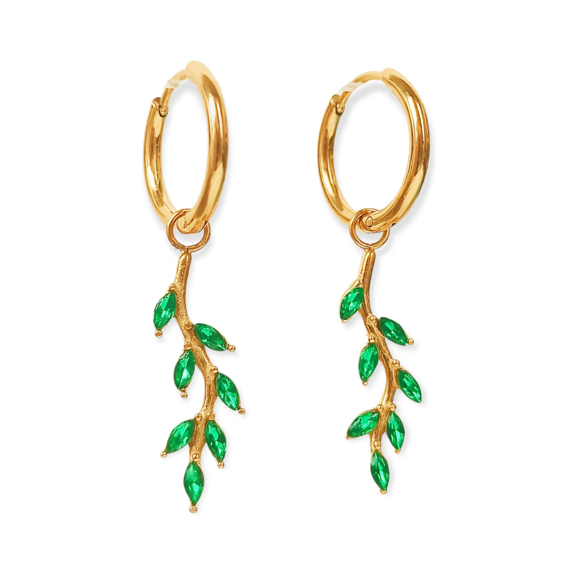 Argollas Aros Hiedras Huggies circonio verde Chapada En Oro 18k 1