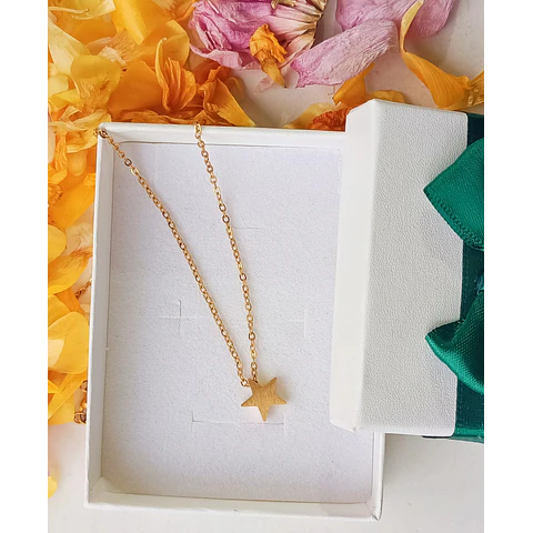 THOMAS SABO Cadena Colgante De Cruz Para Mujer, Con Varias Piedras Verdes, Plata De Ley 925 Ennegrecida Y Chapado En Oro 750, Tamaño: 42 X 23 Mm, PE939-472-6, H