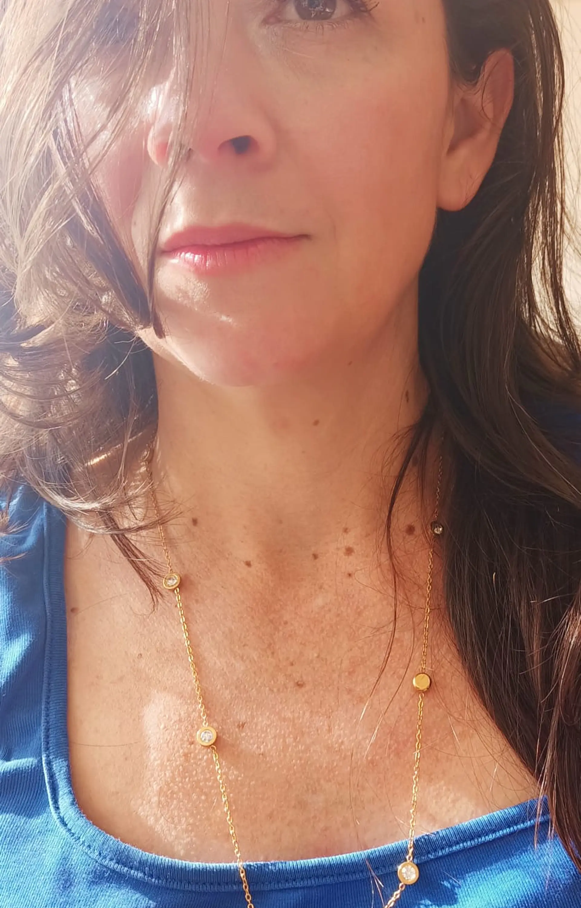Colgante Largo Minimalista Punto De Luz Chapado En Oro 18k 2