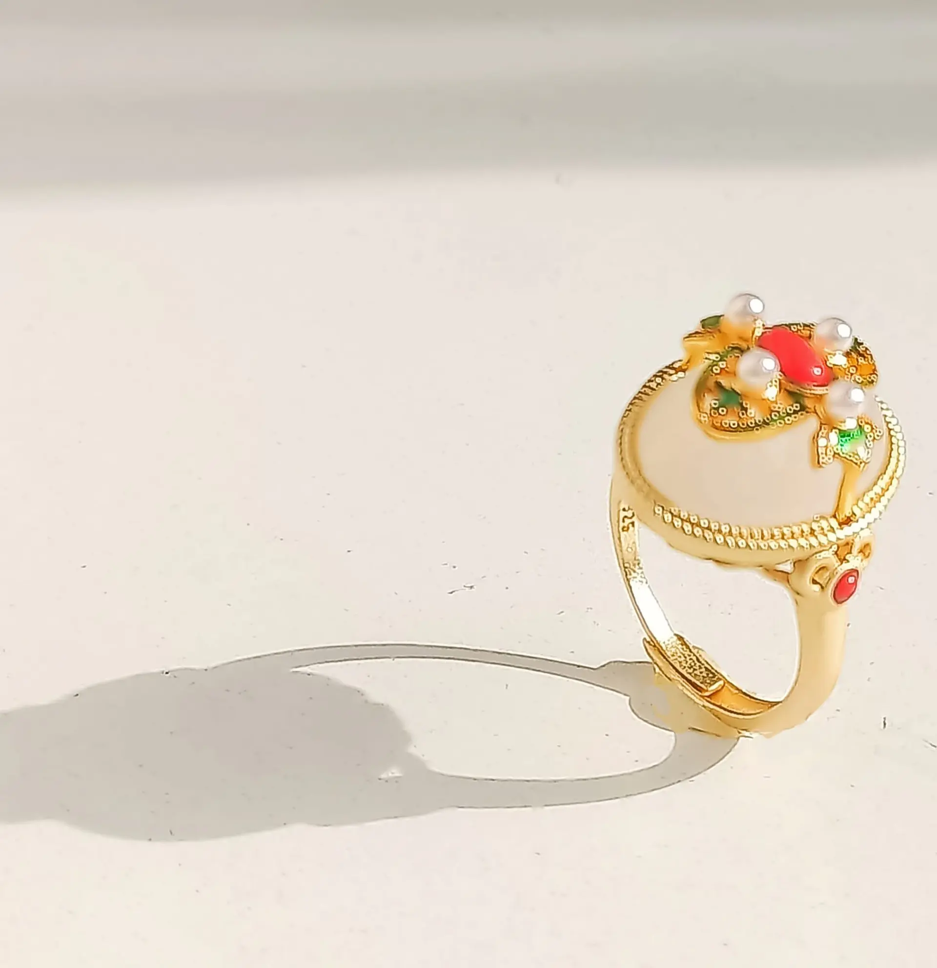 Anillo Ajustable Chapado En Oro 18k Turmalina Roja Jade 5