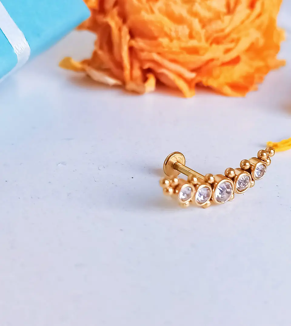 Piercing Modelo Luna Oreja Tragus Conch Labret Chapado En Oro 18k Unidad 9