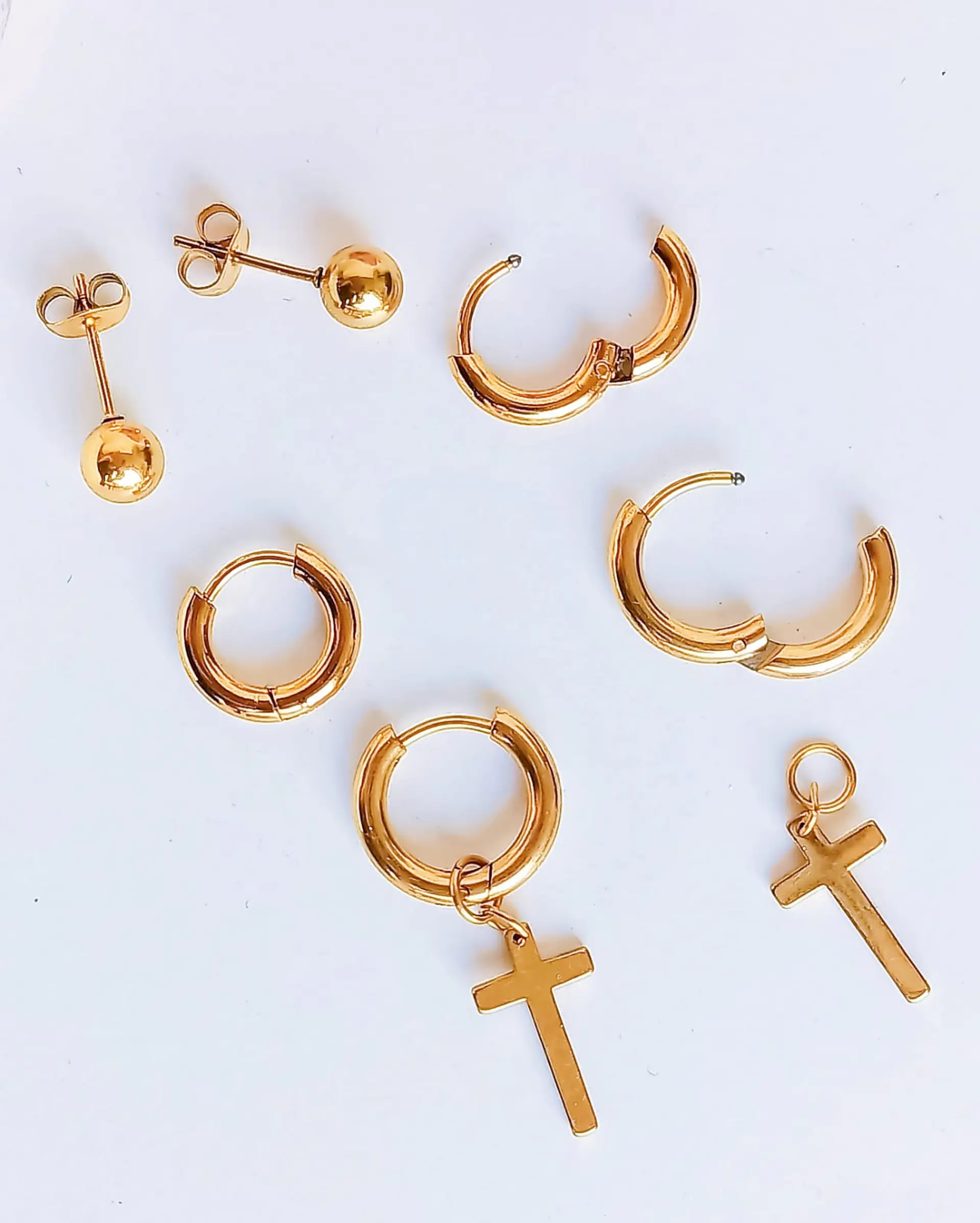 Pack De Aros Argollas Huggies Cruz Esfera Chapada En Oro 18k 6