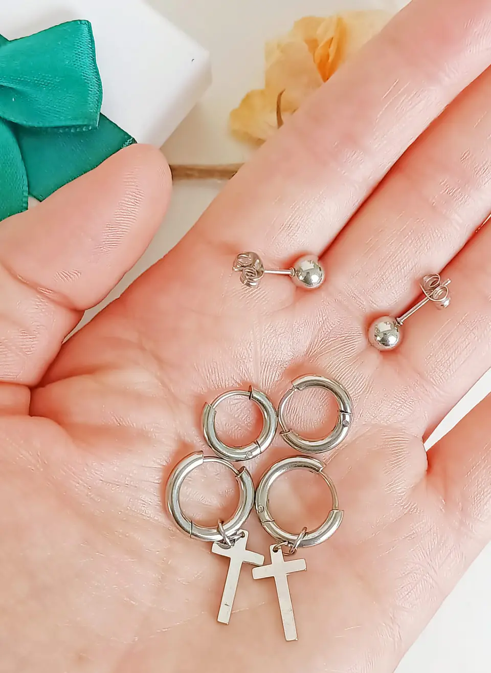 Pack De Aros Argollas Huggies Cruz Esfera Plateada Piercing 6