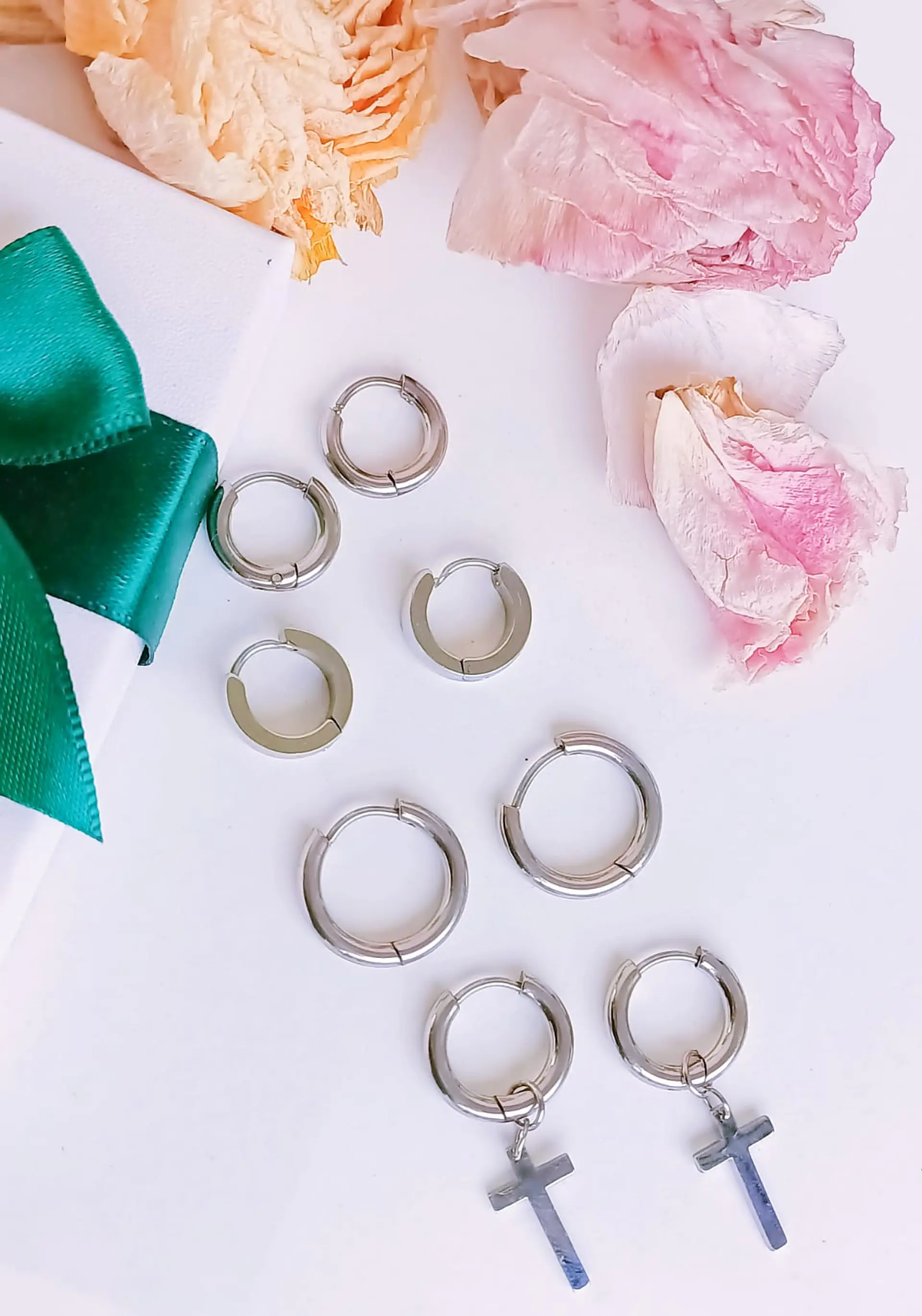 Pack 4 Pares Argollas Huggies Lisas Plateada Piercing Helix 8