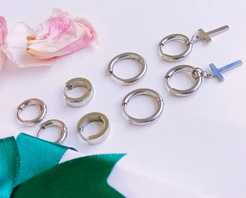 Pack 4 Pares Argollas Huggies Lisas Plateada Piercing Helix 9