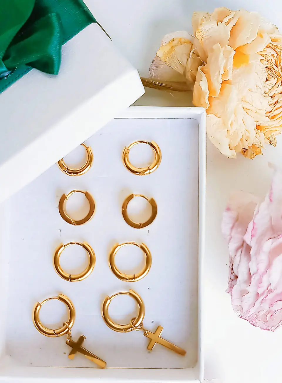 Pack 4 Pares Argollas Lisas Chapadas En Oro 18k Piercing  5