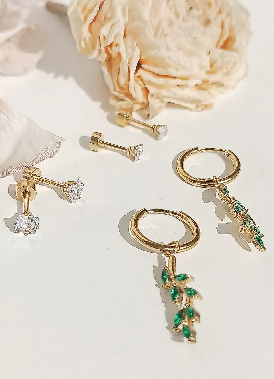 Pack De Aros Punto Luz Hoja Piercing Oreja Chapado En Oro 18 Kl 5