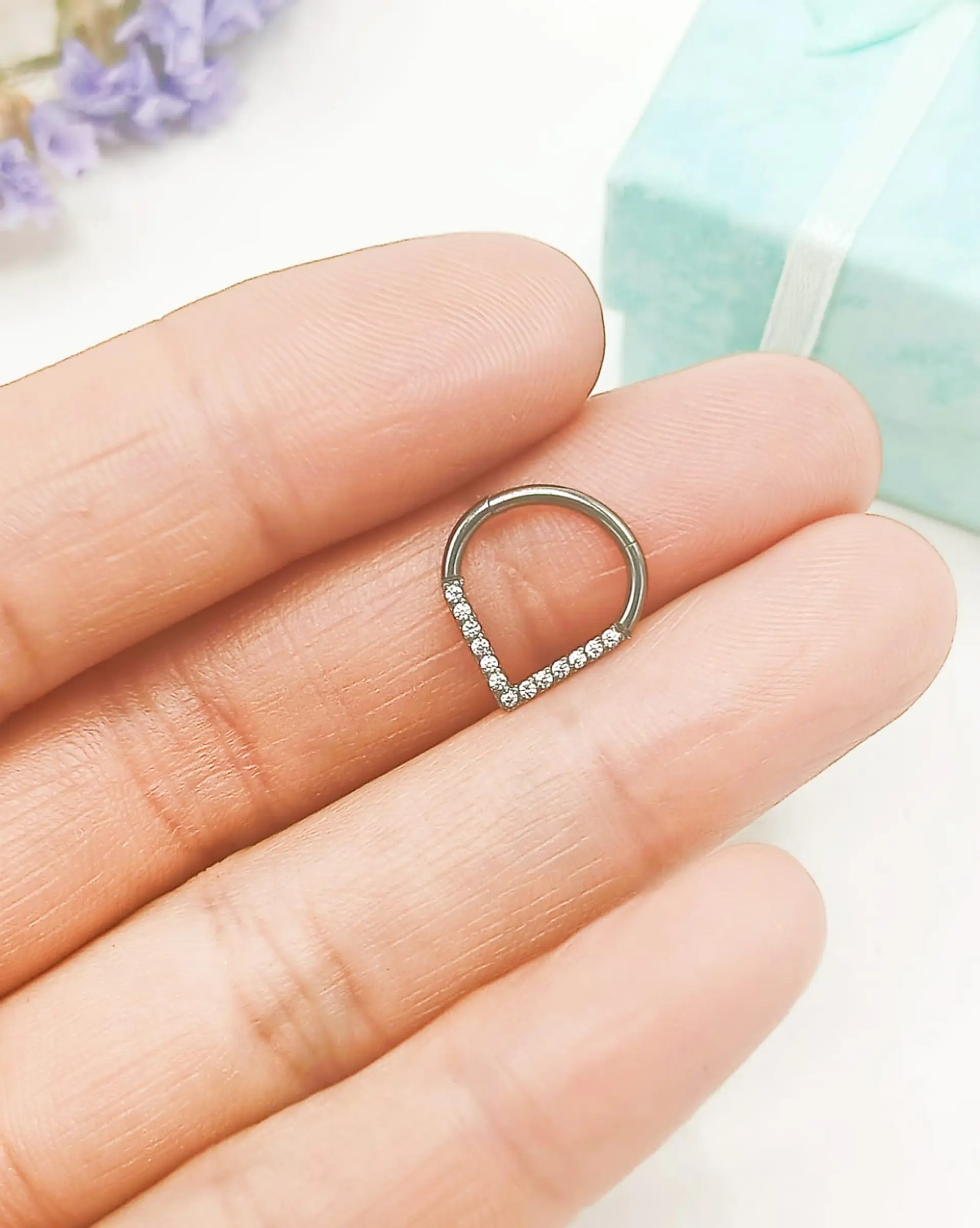 Piercing Septum 10mm Tragus F136 Titanio Lagrima Circonio 5