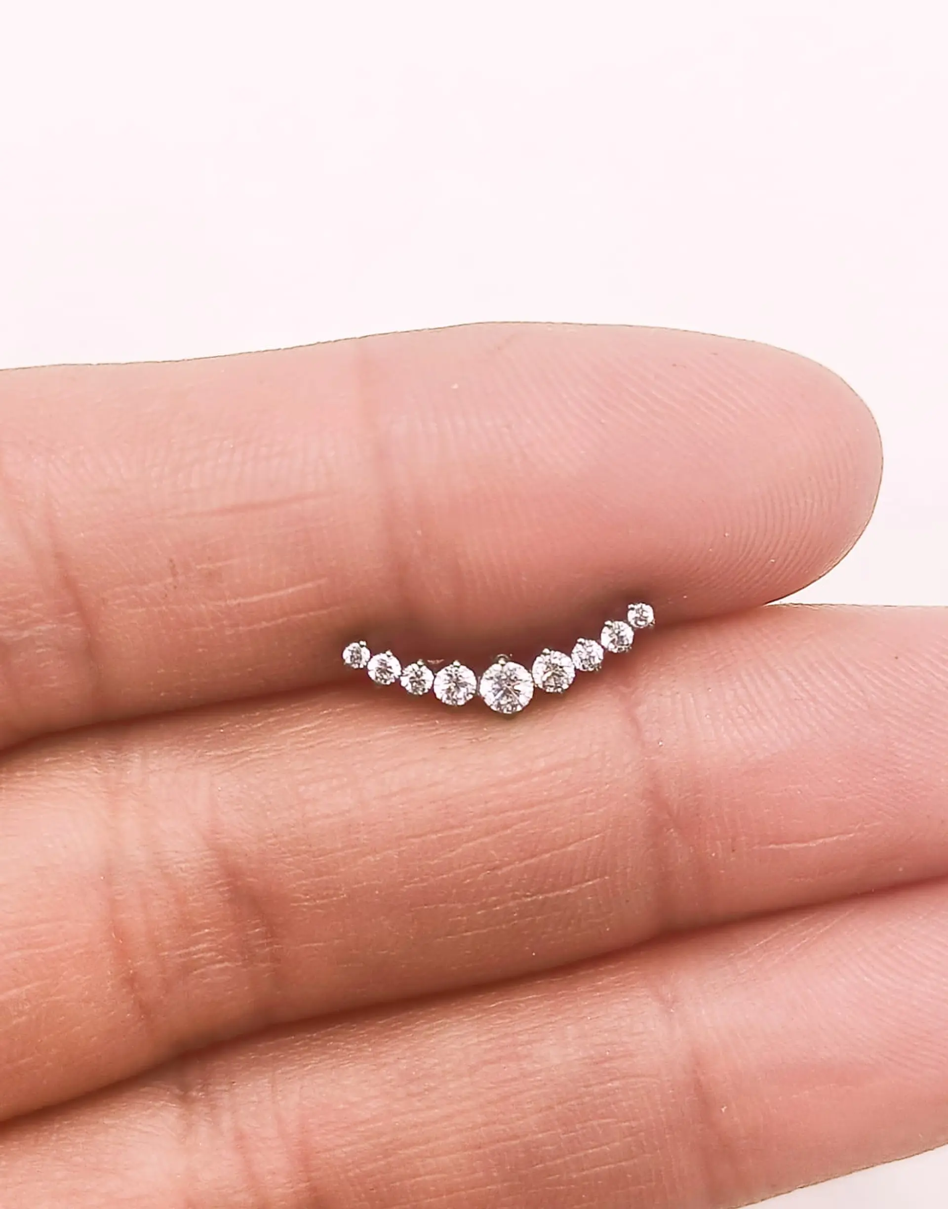 Piercing Labret Lucilla Astm F136 Titanio Zirconia 6mm 4