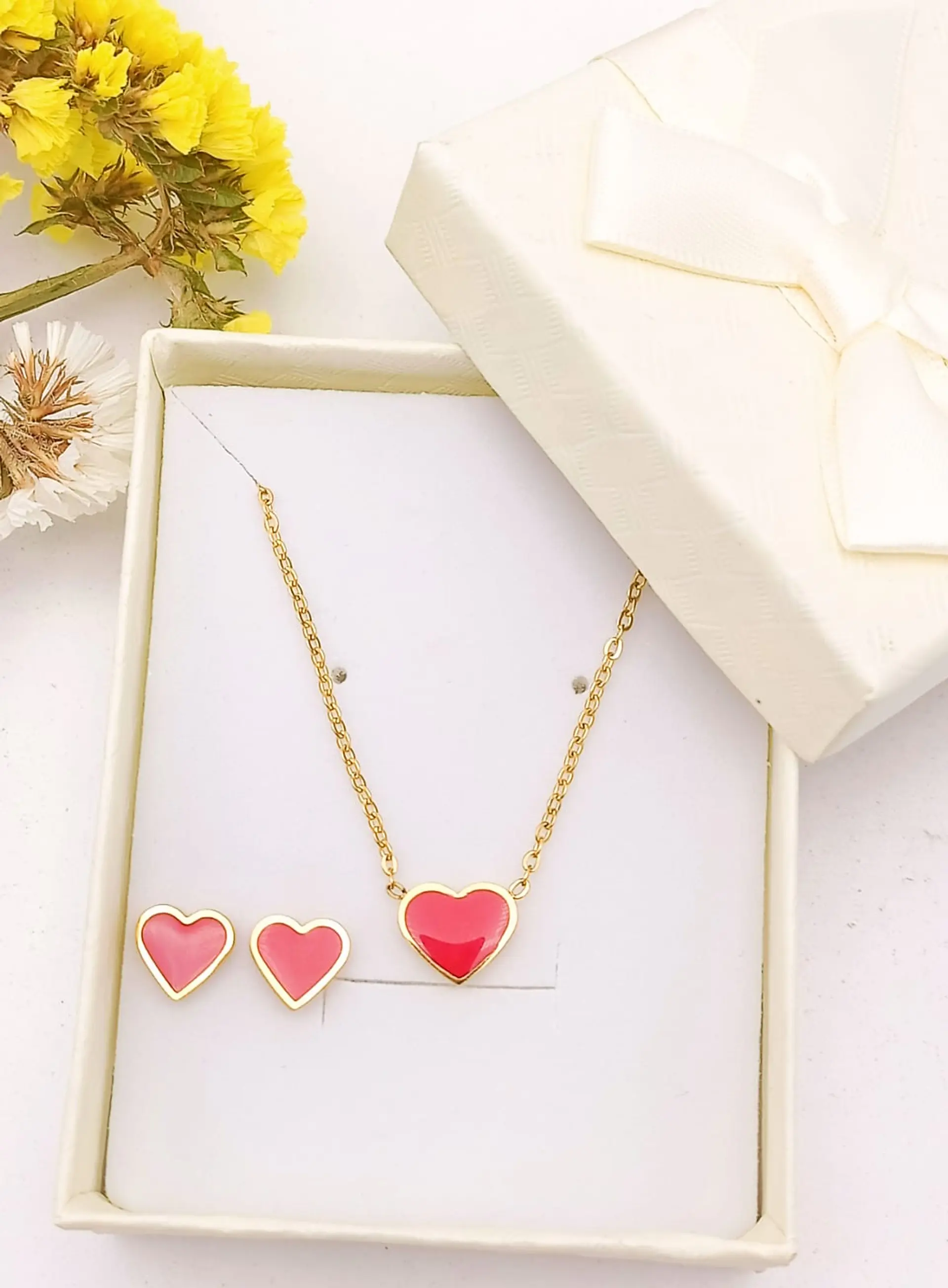 Set Conjunto Corazon Rojo Collar Abridores Chapado En Oro 18 kl 2