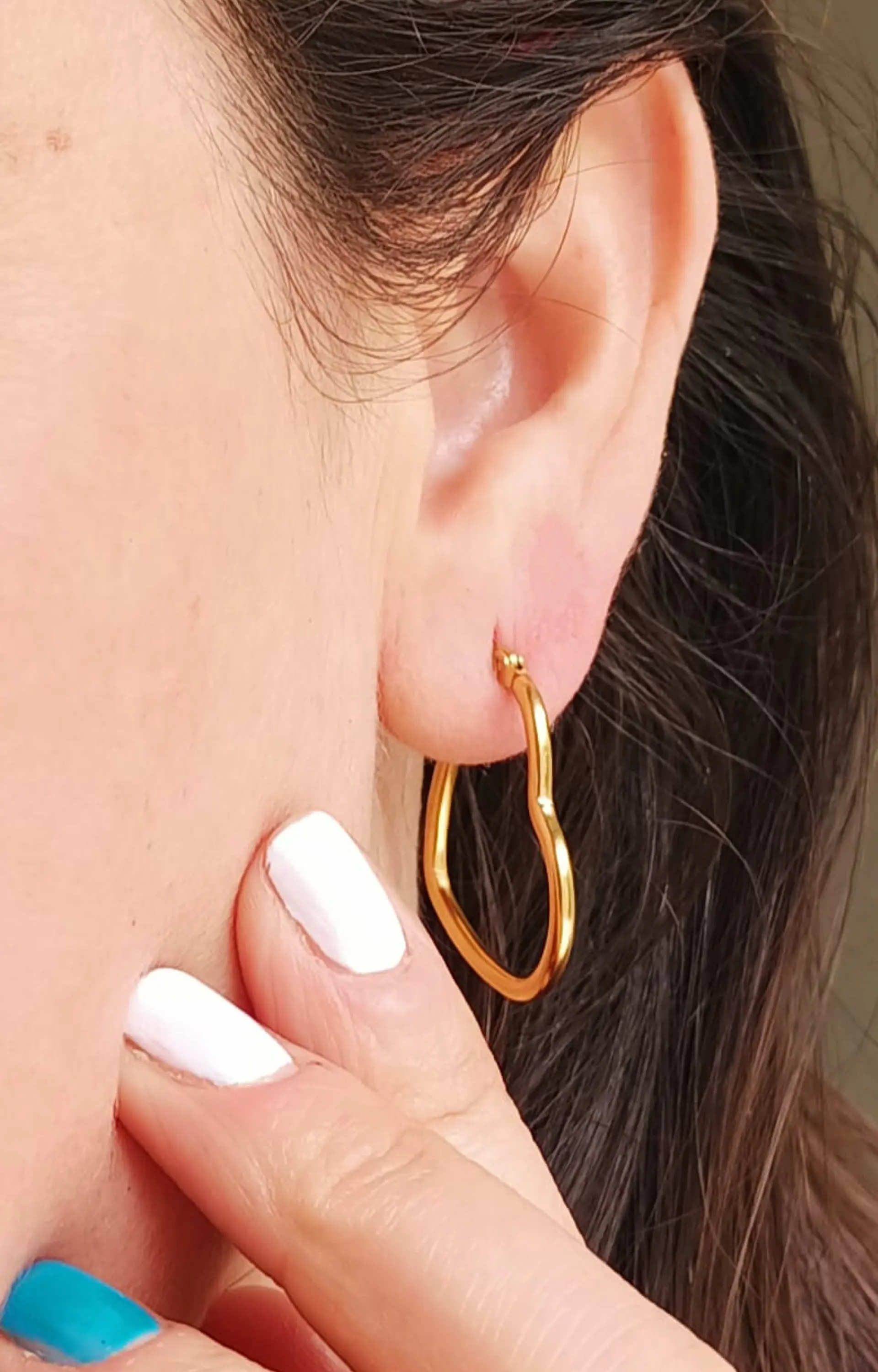 Aros Argollas Basicas Hoop Corazón Chapadas En Oro 18k 3