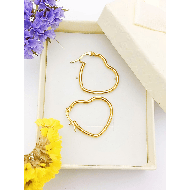 Aros Argollas Basicas Hoop Corazón Chapadas En Oro 18k 2