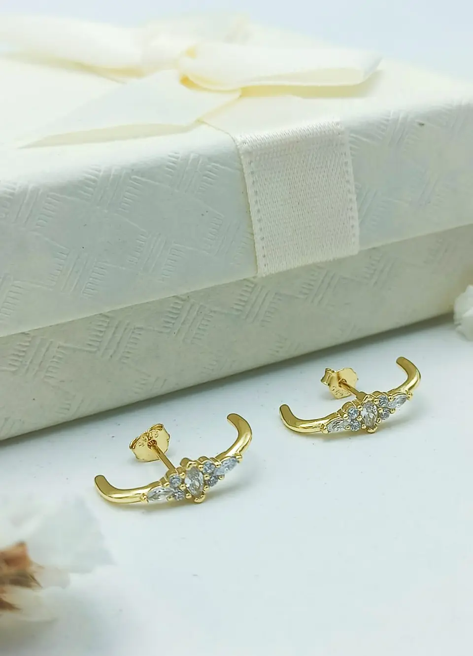 Aros Envolventes Modelo Lucero Plata S925 Chapada En Oro 18k 2