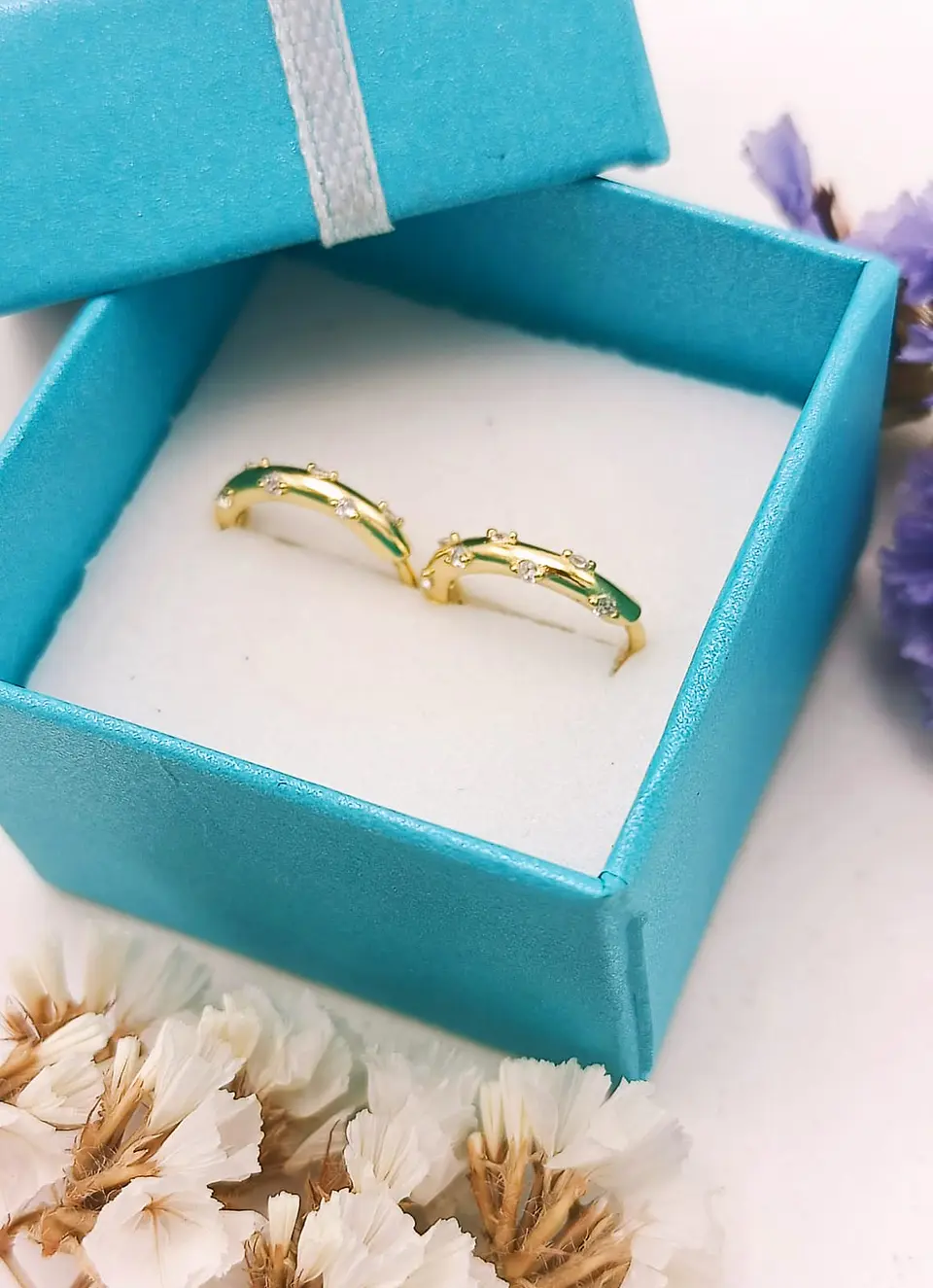 Argollas Huggies modelo Fairy 10mm Zirconias Plata 925 Chapada Oro 18k 2