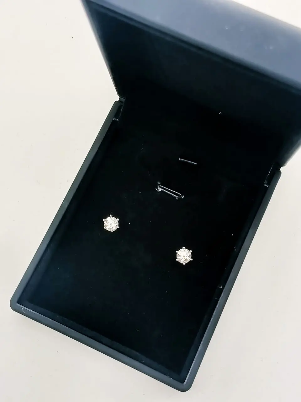 Aros Punto Luz 5mm Piercing Plata 925 Moissanita  2