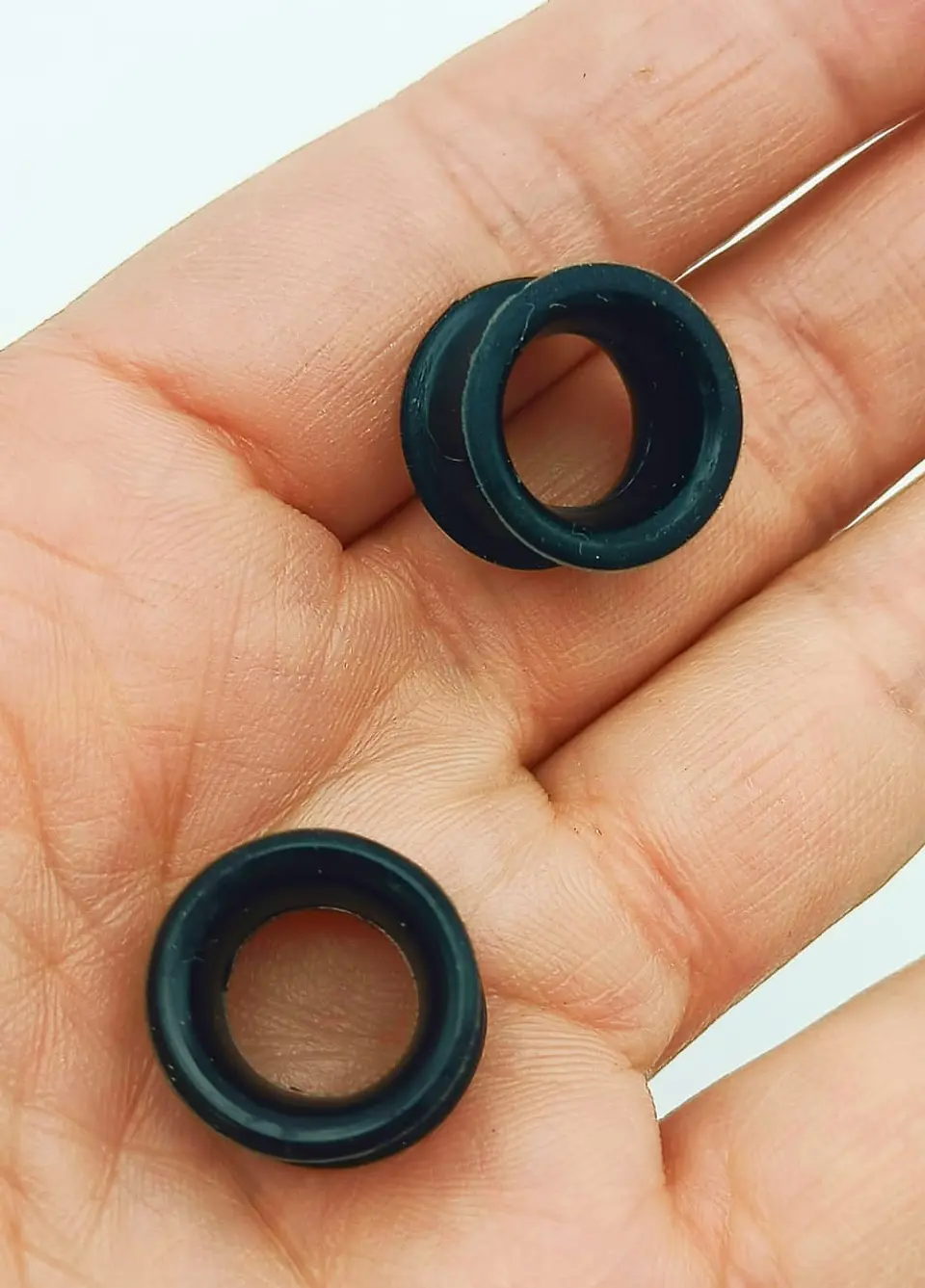 Aros Expansores Oreja 16mm Acampanado Estiradores Silicona 6