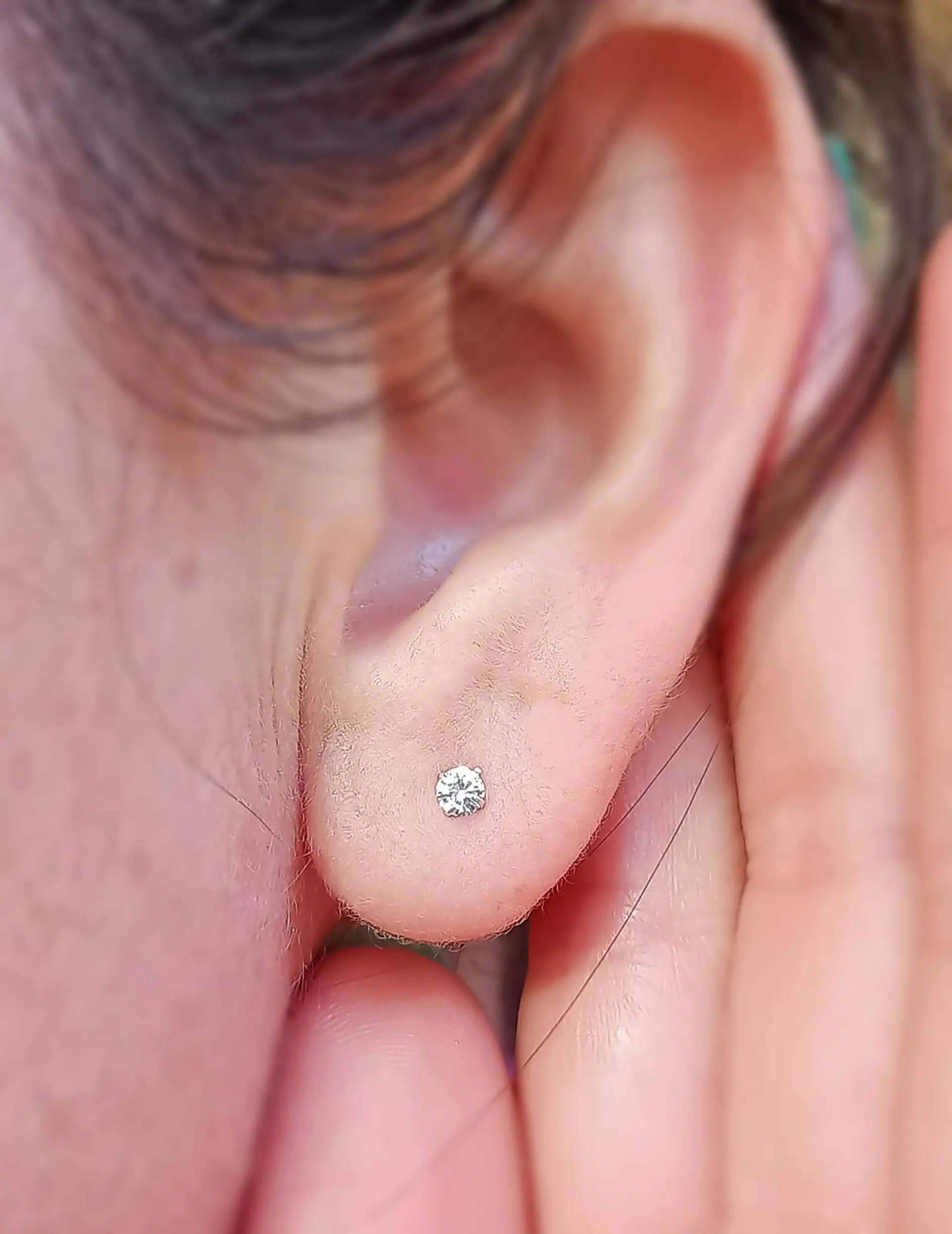Pendientes Puntos de Luz En Plata ley 925 Zirconia 3mm 9