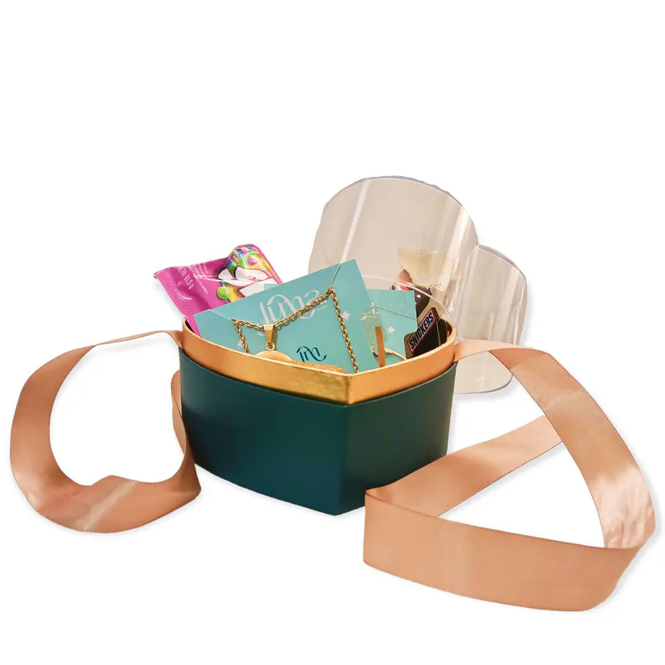 Pack regalo San Valentin relicario redondo argollas chapadas 4