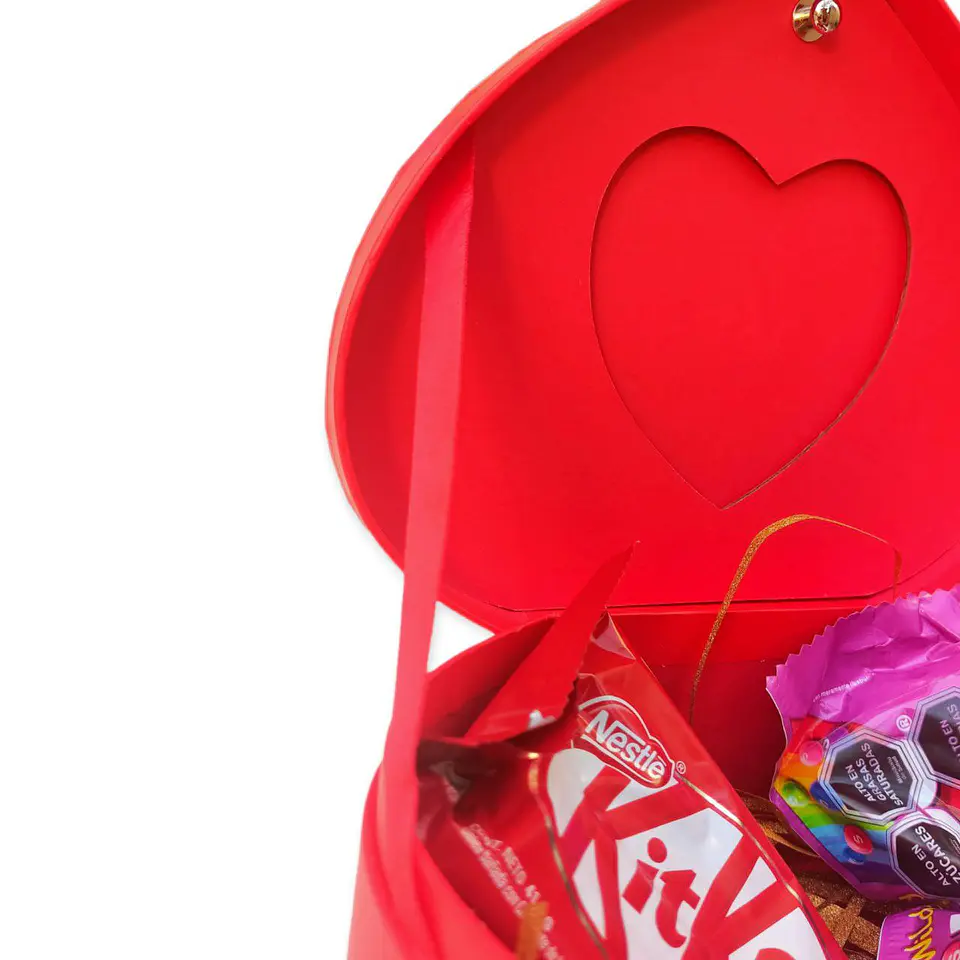  Baul con forma de corazon mediano regalo celebraciones San Valentin 3
