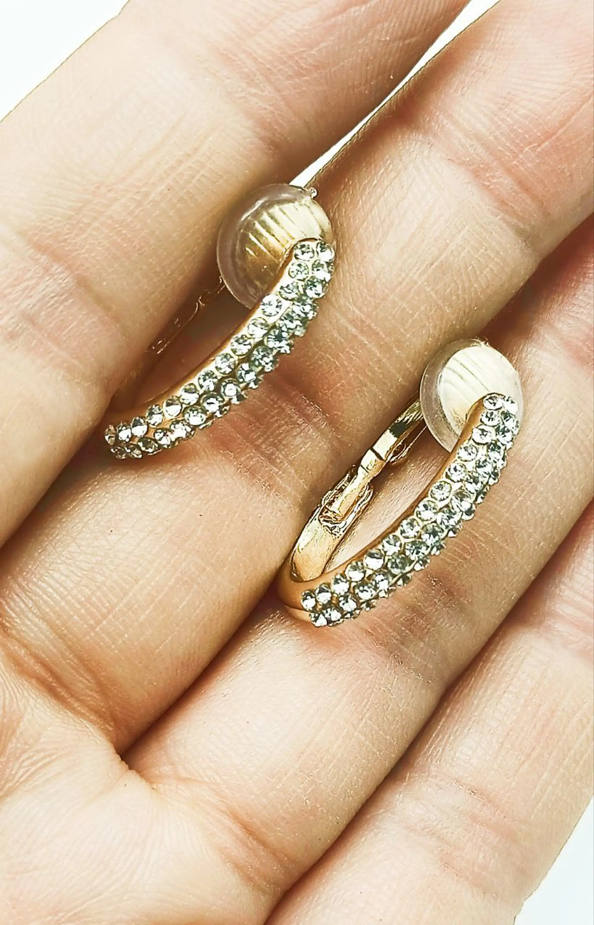Aros Sin Perforación Argollas Circonios incrustados tipo pavé Bañadas En Oro 18k 4