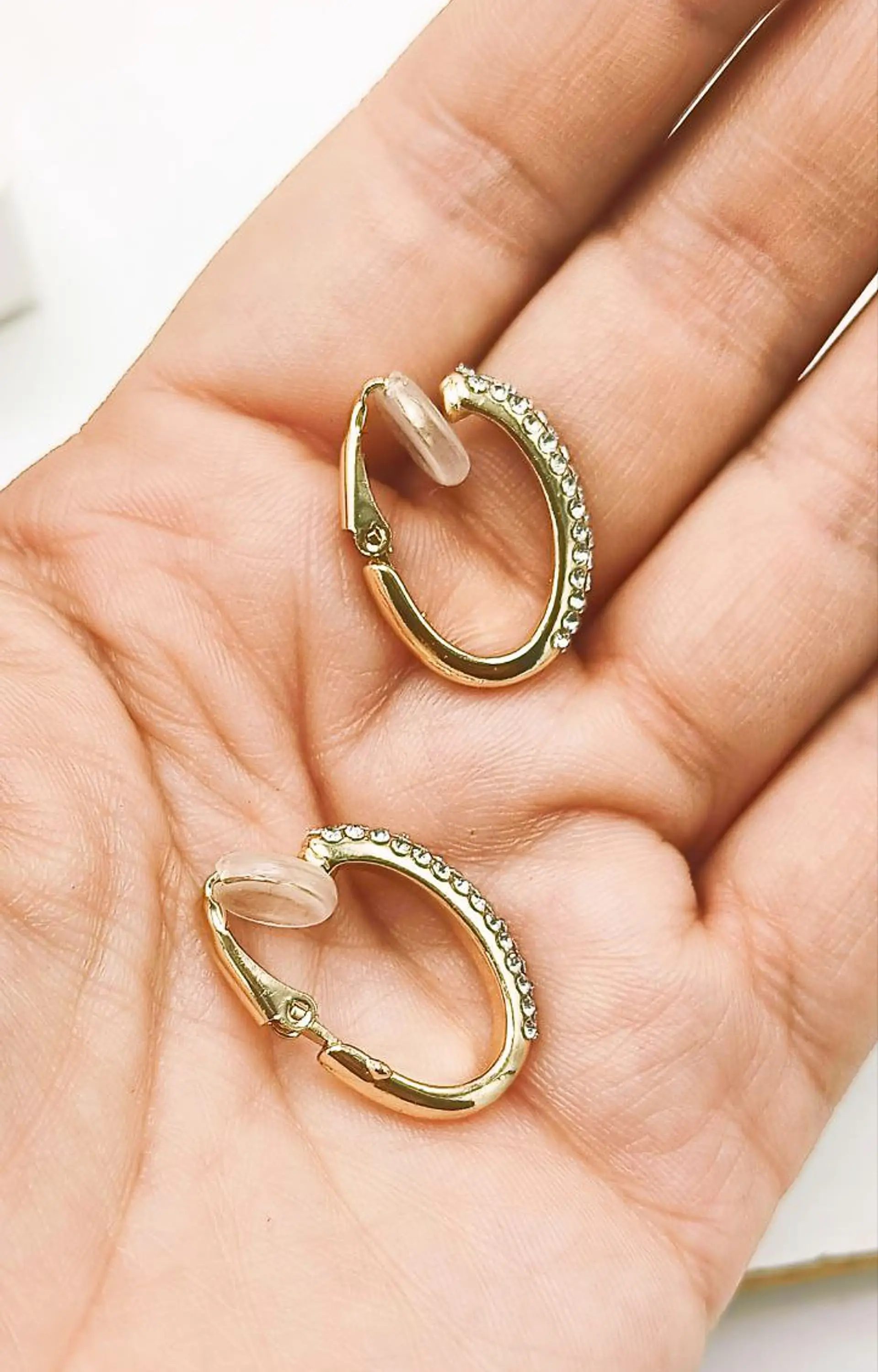 Aros Sin Perforación Argollas Circonios incrustados tipo pavé Bañadas En Oro 18k 8