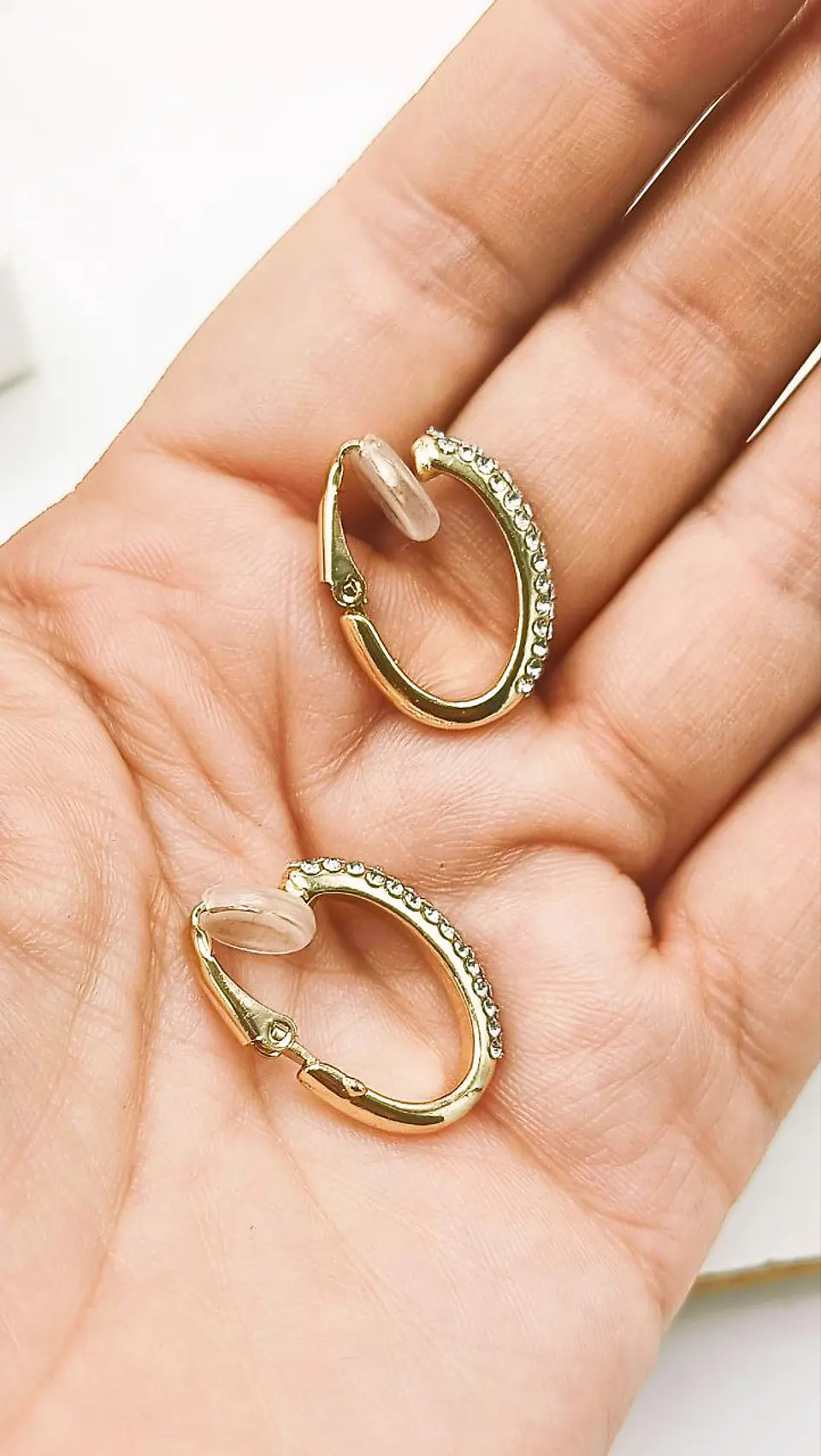 Aros Sin Perforación Argollas Circonios incrustados tipo pavé Bañadas En Oro 18k 8